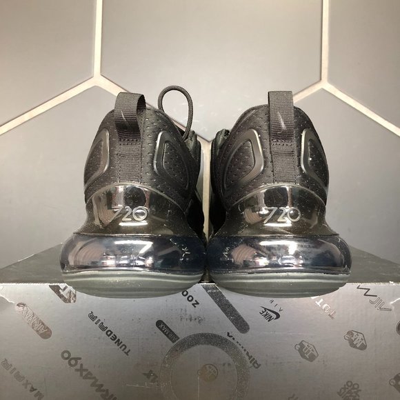 Nike Air Max 720 Black Mesh Running (Multiple Sz) - Picture 4 of 5